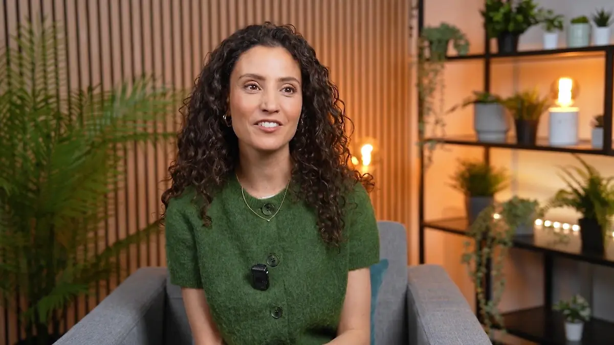 Nach Tod von Mutter! Besteht neue Hoffnung für Naomi? Nadine Menz im "Unter uns"-Interview