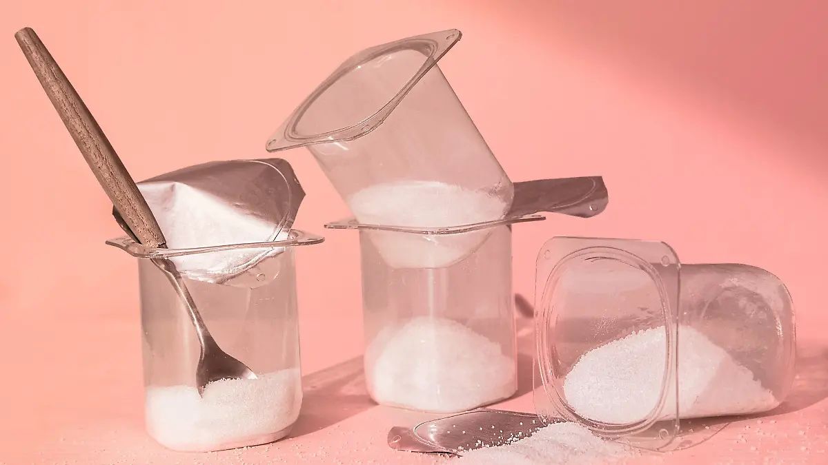 Die Zeitschrift "Öko-Test" hat 15 Kinder-Milchprodukte auf ihren Zuckergehalt geprüft.