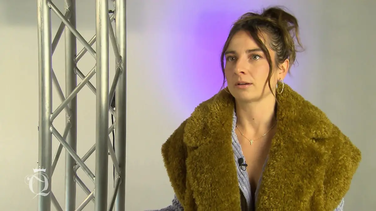 Schauspielerin Andrea stürmt vorerst den Thron Aufgeholt