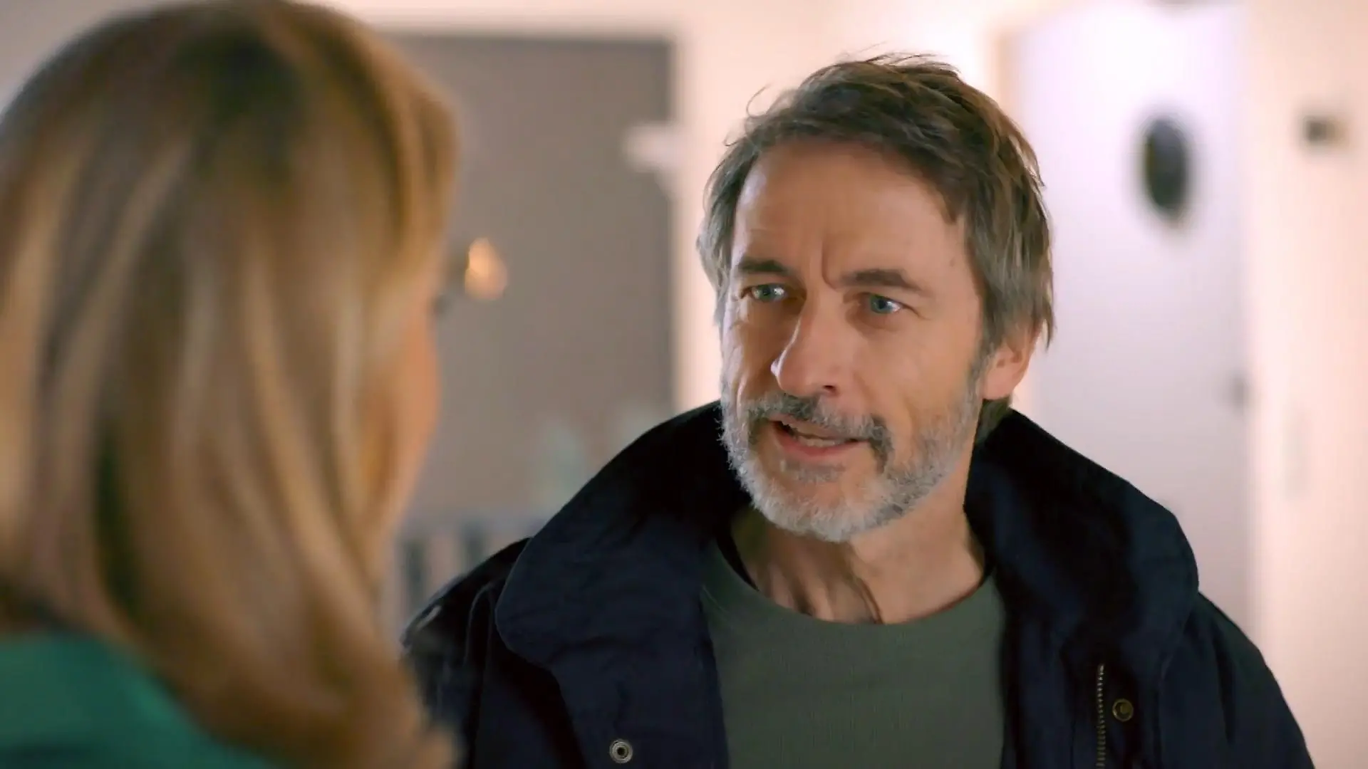 Ist Stella bereit ihr Leben in Köln aufzugeben? „Unter uns“-Folge vom 16.03.26 bei RTL im TV