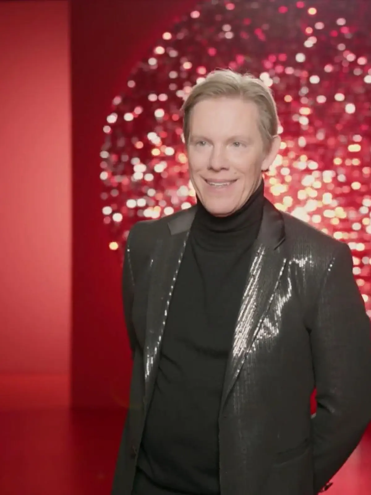 Bild zu: "Von der Comedystreet direkt aufs Tanzparkett - das ist Simon Gosejohann"