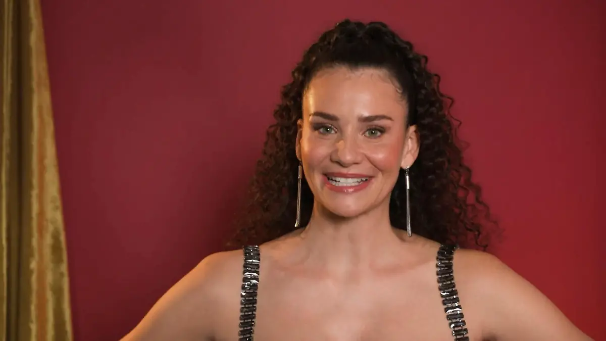 Model, Pilotin & Rennfahrerin Betty Taube holt sich ihr Adrenalin jetzt auf dem Parkett Let's Dance 2026