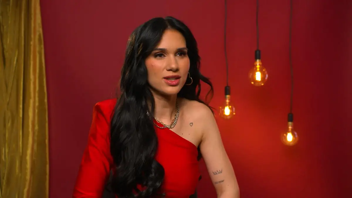 Ex-"Princess Charming" Vanessa Borck tanzt mit einer Frau Let's Dance 2026