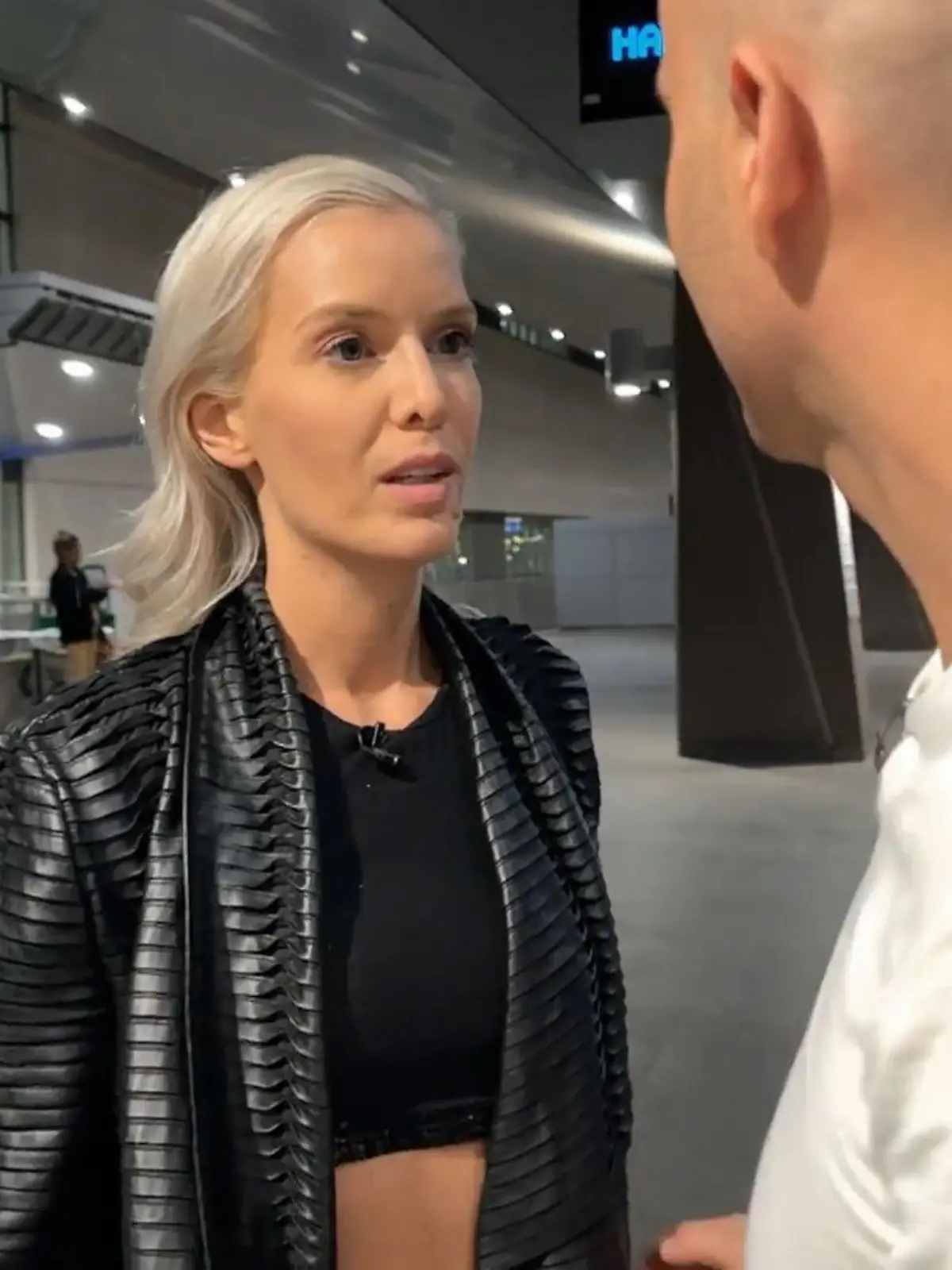 Bild zu: "Oksana möchte eine Musikkarriere starten"