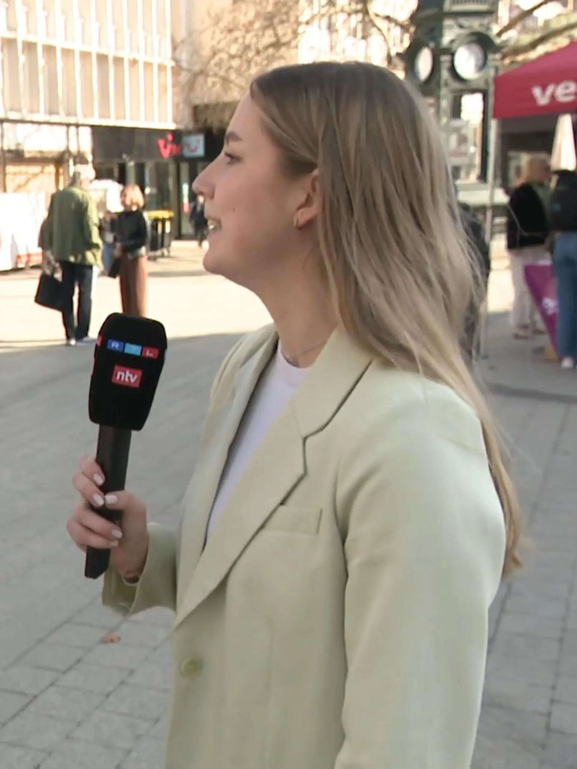 Bild zu: "Bis zu 17 Prozent! Frauen bekommen weiterhin weniger Lohn als Männer"