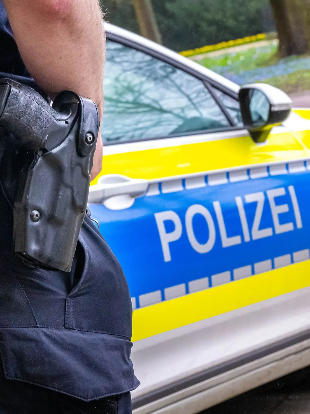 Bild zu: "43-Jährige tot in Wohnung gefunden – mutmaßlicher Täter auf der Flucht!"