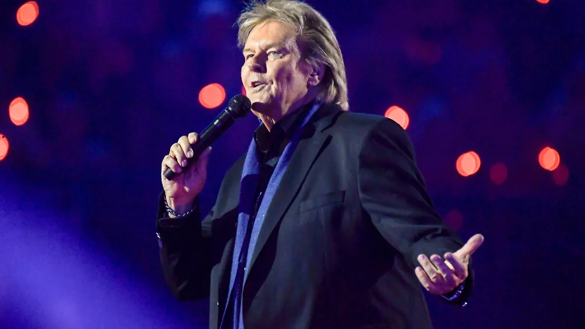 abb: Howard Carpendale Saenger auf der Buehne bei der ARD TV LIve Sendung bei den Schlagerchampions 2026 Das Grosse Fest der Besten auf der Buehne im Velodrom am 10.01.2026 in Berlin