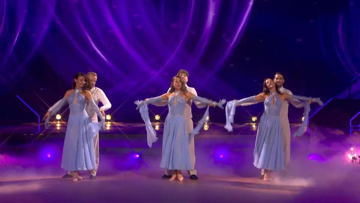 Dieser Wiener Walzer in der "Let's Dance"-Kennenlernshow kann überzeugen Vor allem ER hat besonders viel Spaß