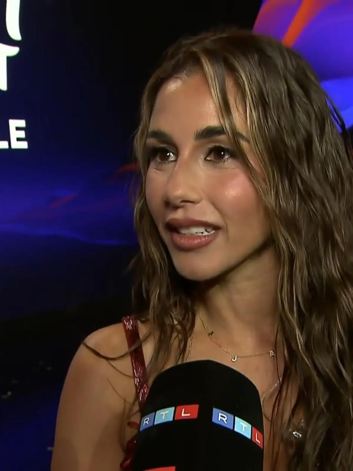 Bild zu: "Von DSDS zum ESC! Sarah Engels vertritt Deutschland in Wien"