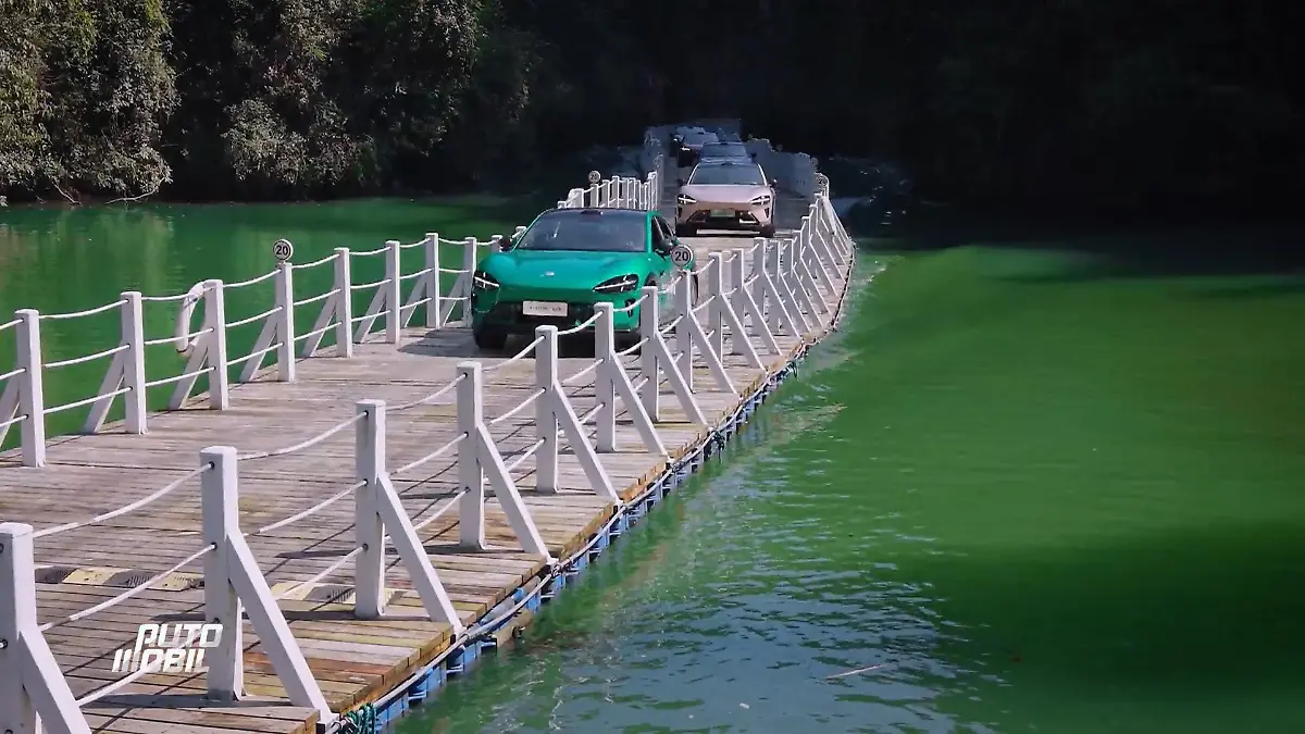 Das Geheimnis der schwimmenden Bergstraße Nervenkitzel in Hubei