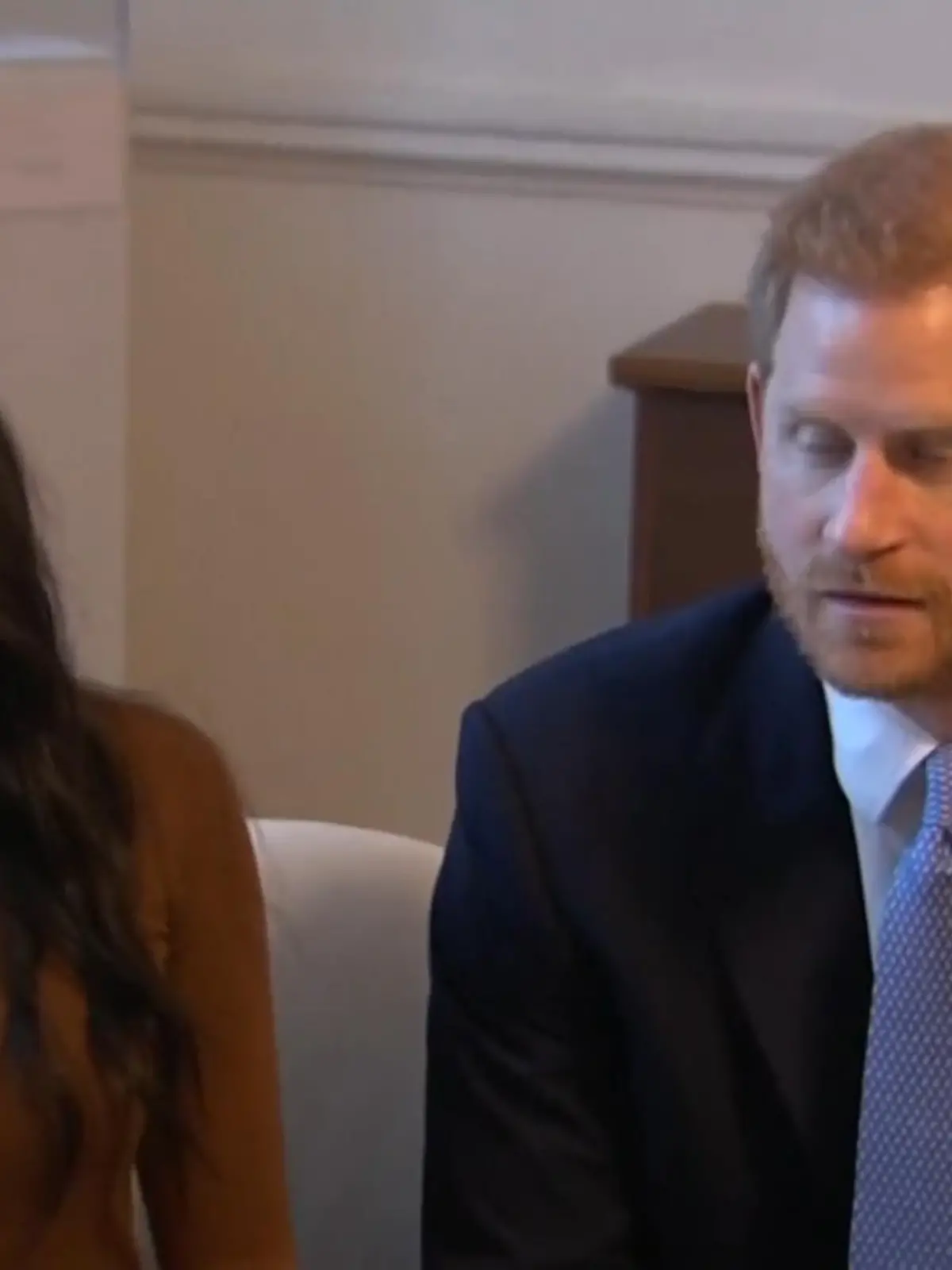 Bild zu: "Meghan & Harry: Tochter in britische Thronfolge aufgenommen"