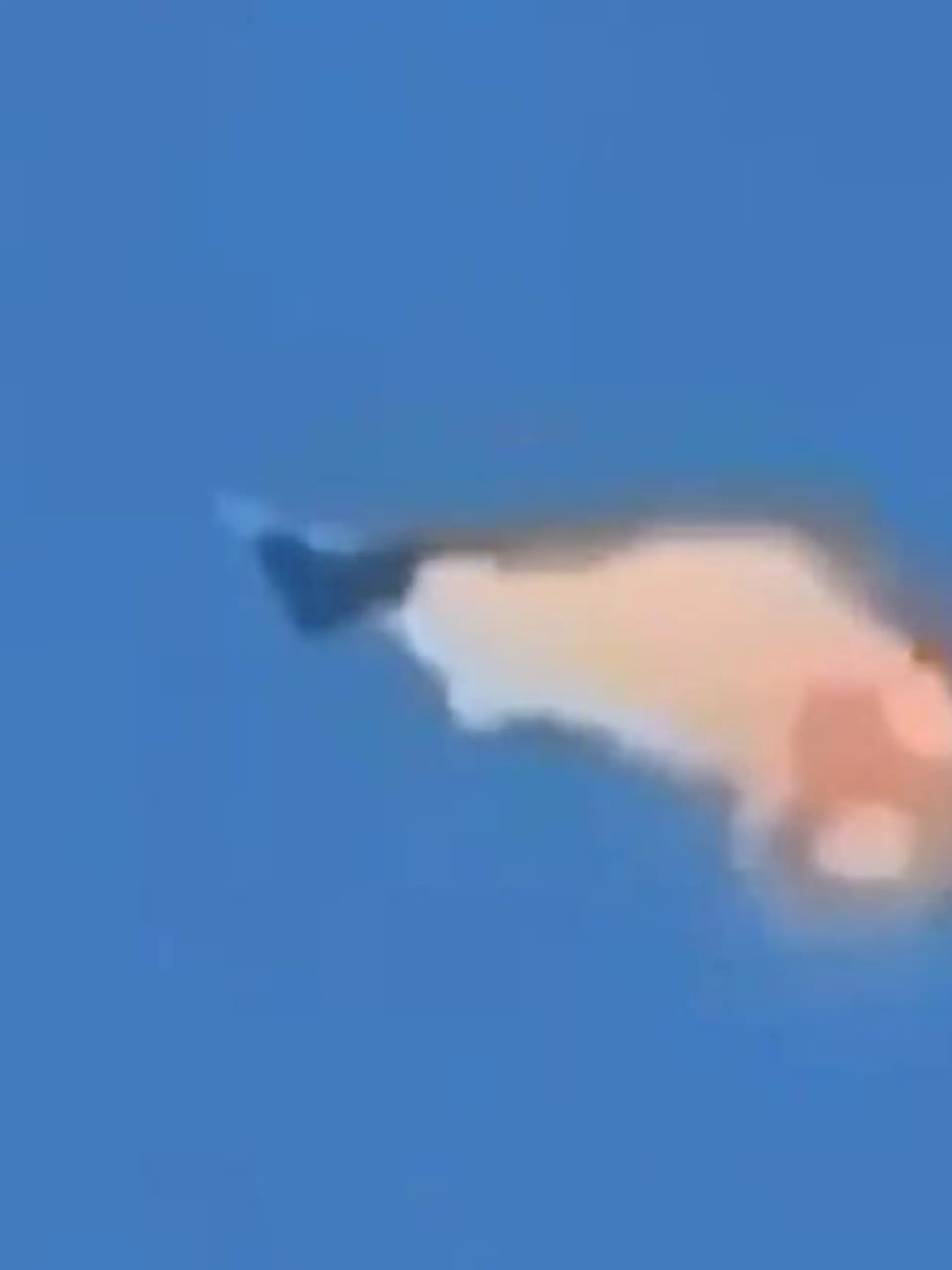 Bild zu: "US-Kampfjets in Kuwait abgestürzt! Piloten retten sich mit Fallschirm"
