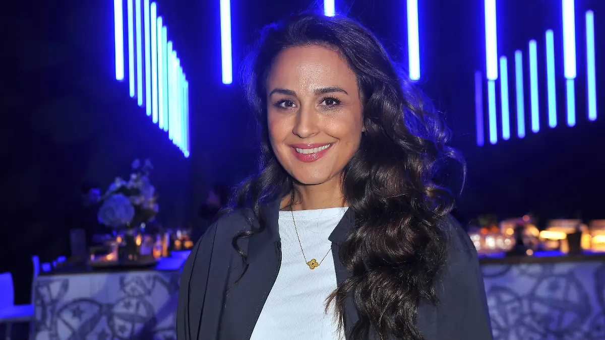 Auch Moderatorin Nina Moghaddam (45), deren Familie aus dem Iran stammt, verfolgt die Entwicklungen in Nahost derzeit besonders aufmerksam (Archivbild). 