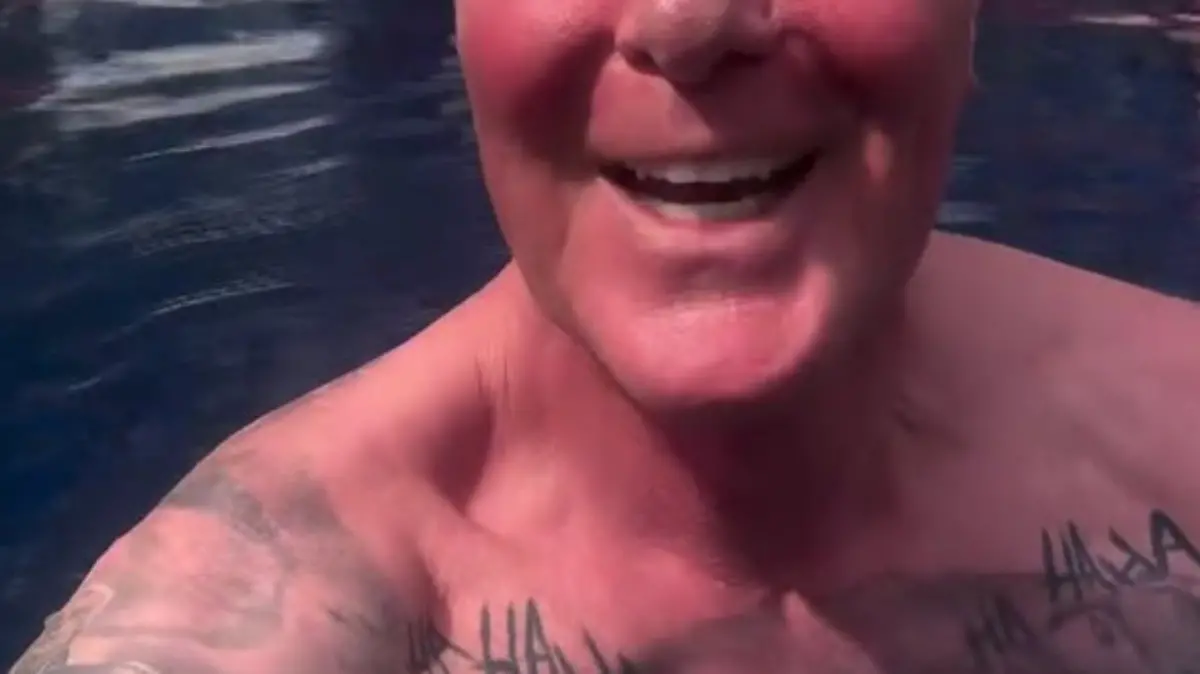 Prinz Marcus teilt auf Instagram einen Blick von sich als Babysitter.