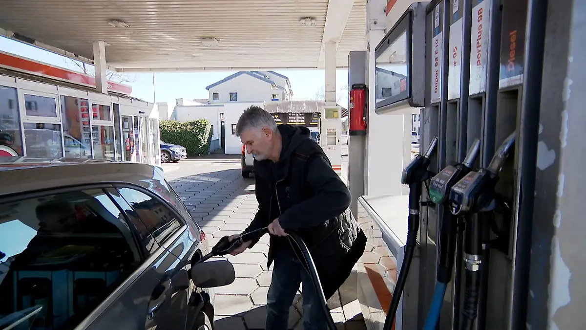 Krieg-Folgen für NRW Benzinpreisschock am Montag