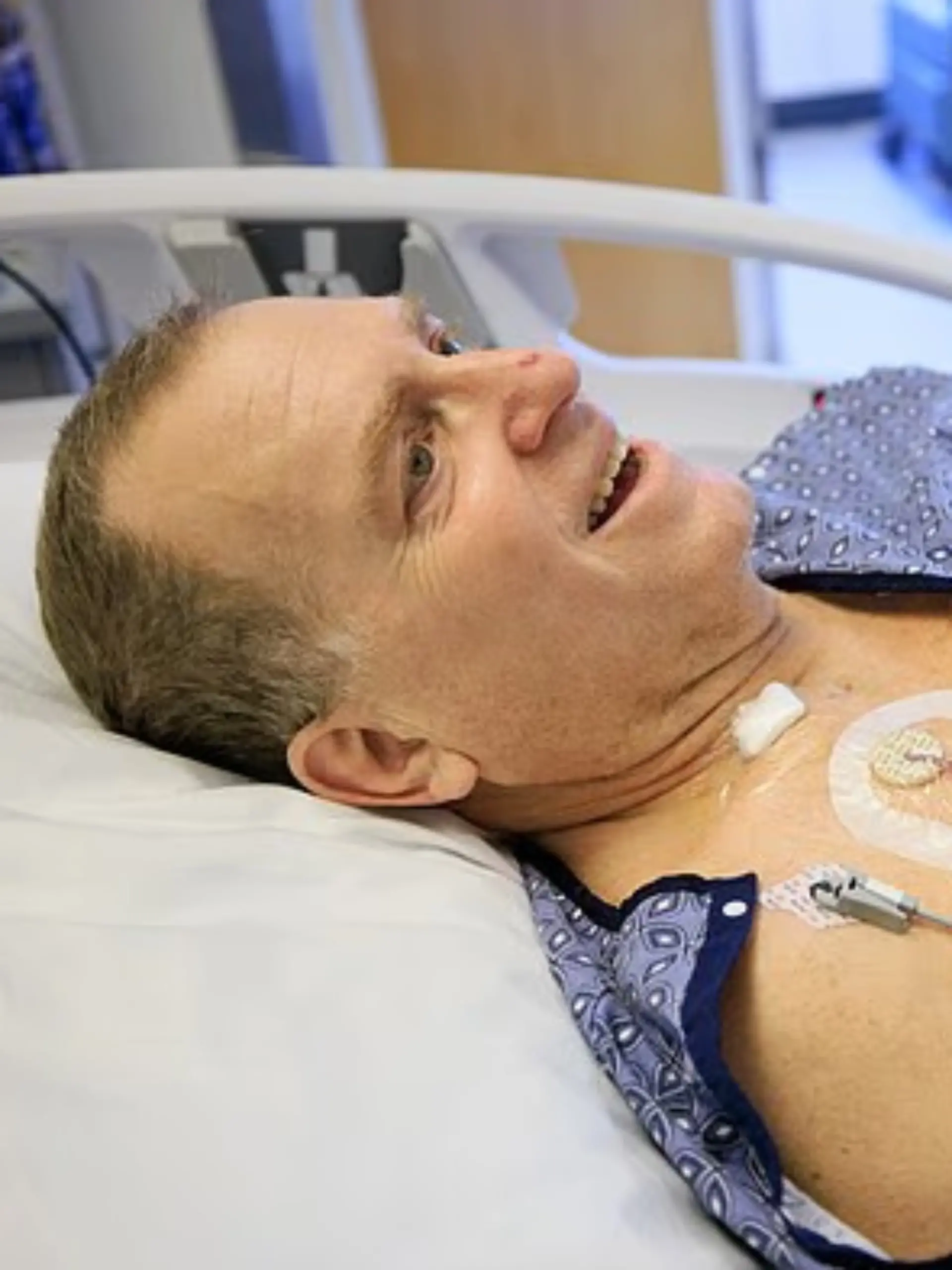 Bild zu: "Schwein gehabt! Erkrankter Tim (67) schreibt wegen Tier-Niere Medizingeschichte "