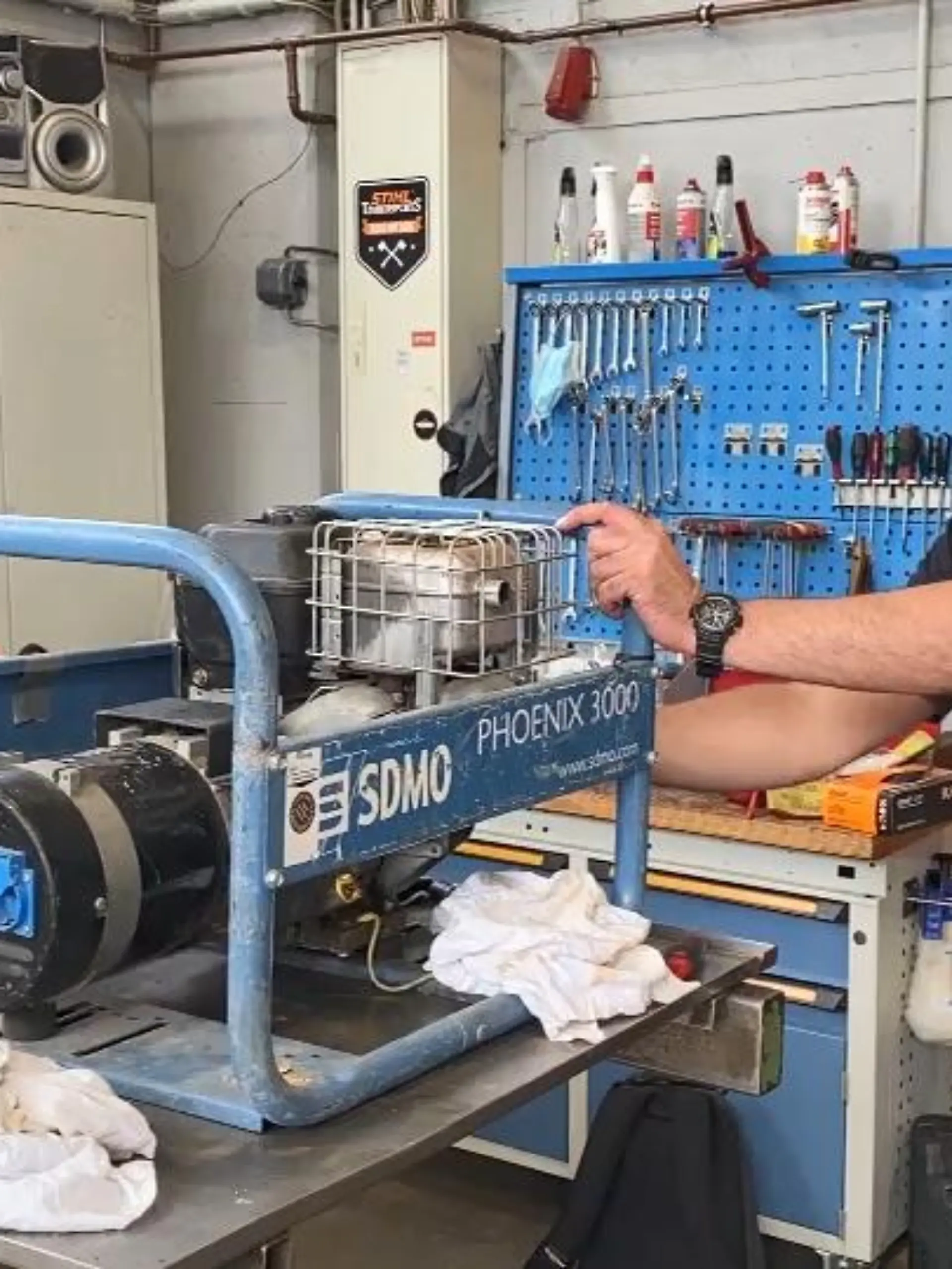 Bild zu: "Gratis Reparatur für Strom-Generatoren"