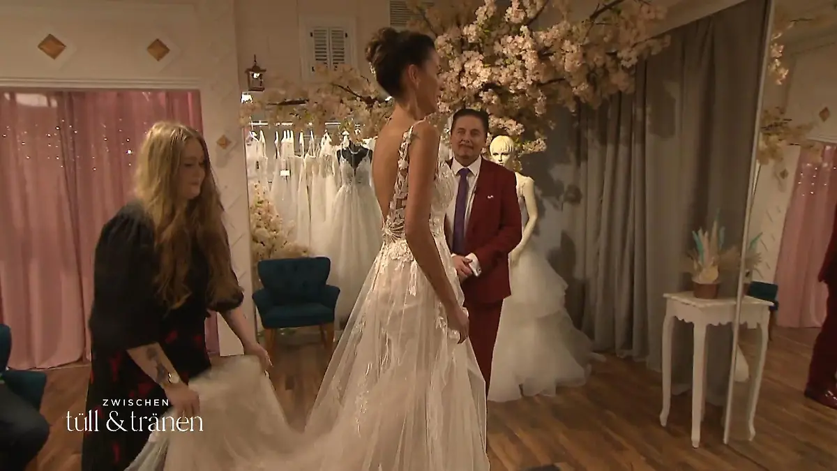 Katja ist sprachlos! IHR Brautkleid