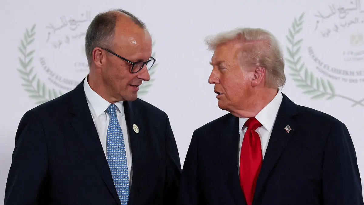 Am Dienstag ist Friedrich Merz bei US-Präsident Donald Trump (Archivbild).