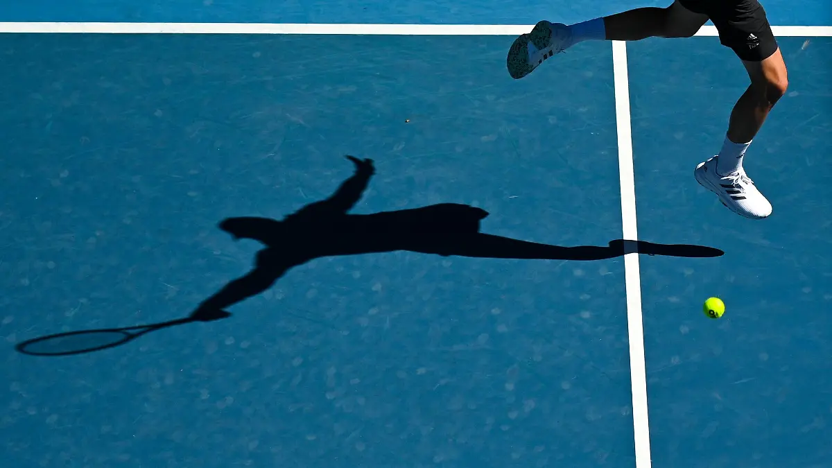 Bei einem Tennis-Turnier in den Vereinigten Arabischen Emiraten kam es zu einer Unterbrechung wegen einer Sicherheitswarnung. (Archivbild)