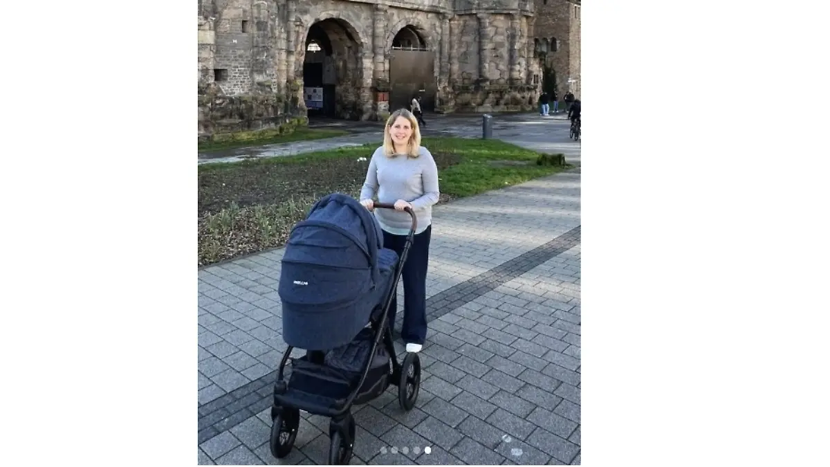 Verena Hubertz Kinderwagen.jpg