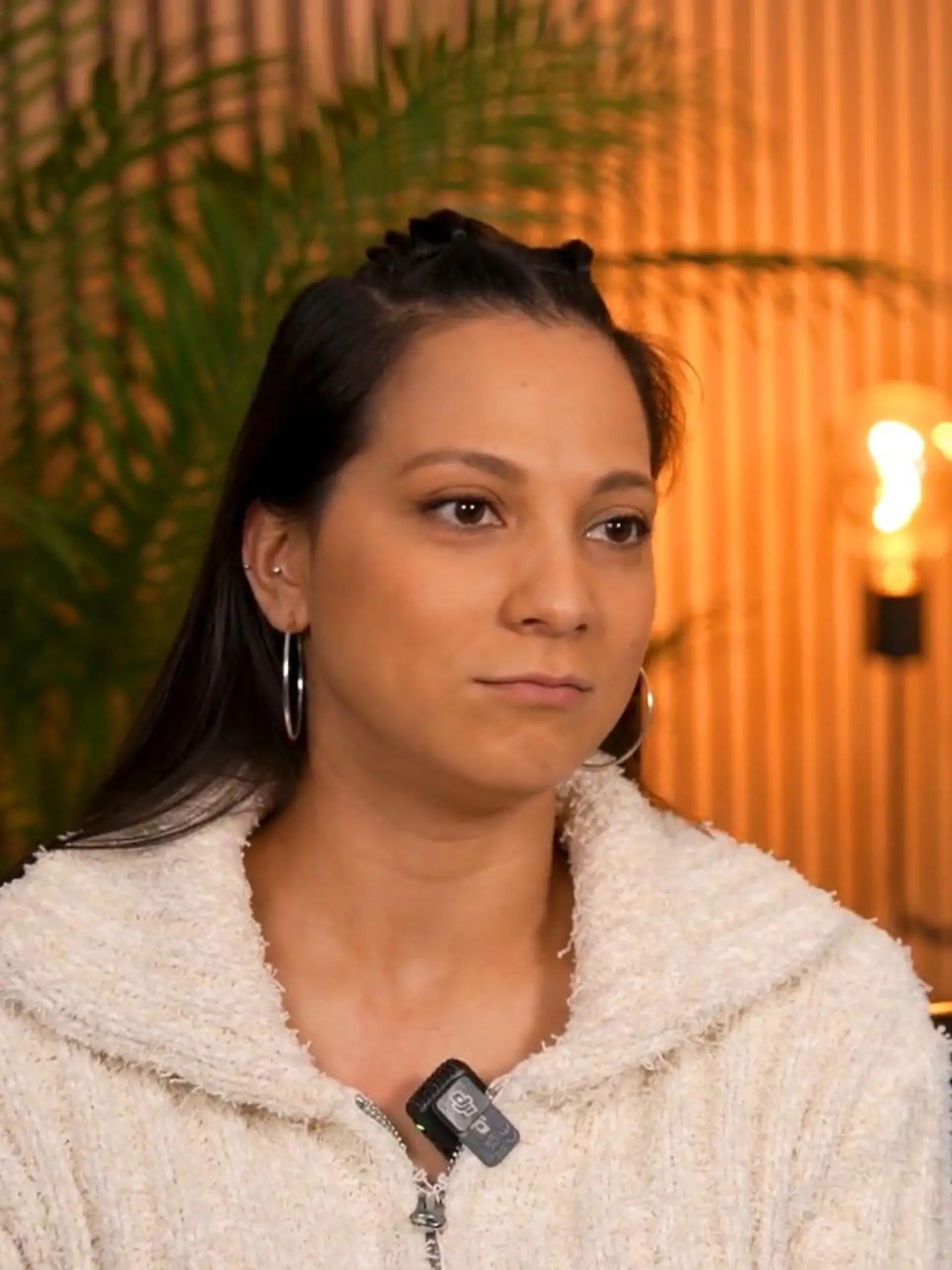 Bild zu: "Charlie erfährt vom Kuss: Ist Deniz’ Schweigen unverzeihlich?"