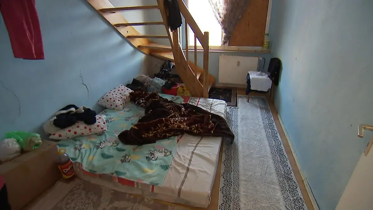 Razzien in zwölf NRW-Städten Sozialbetrug und Schrottimmobilien