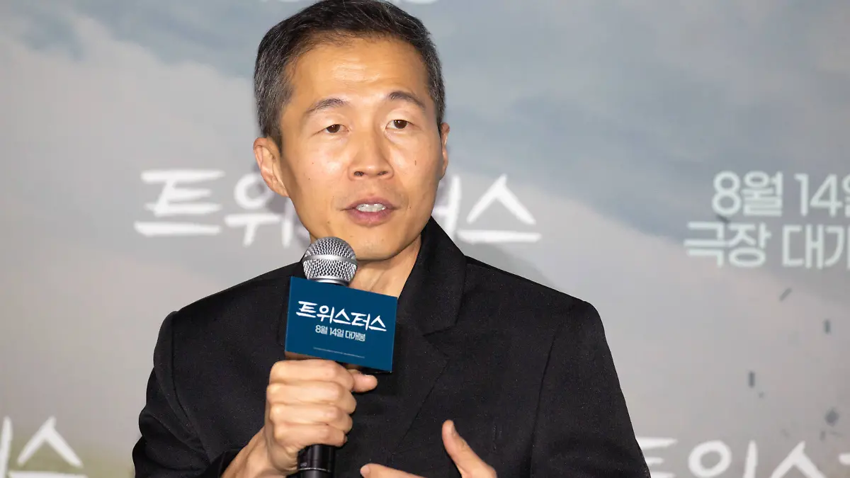 Lee Isaac Chung, August 7, 2024 : Film director Lee Isaac Chung attends a press conference after a press preview of movie Twisters in Seoul, South Korea. PUBLICATIONxNOTxINxJPN , aflo_266733430.jpg,