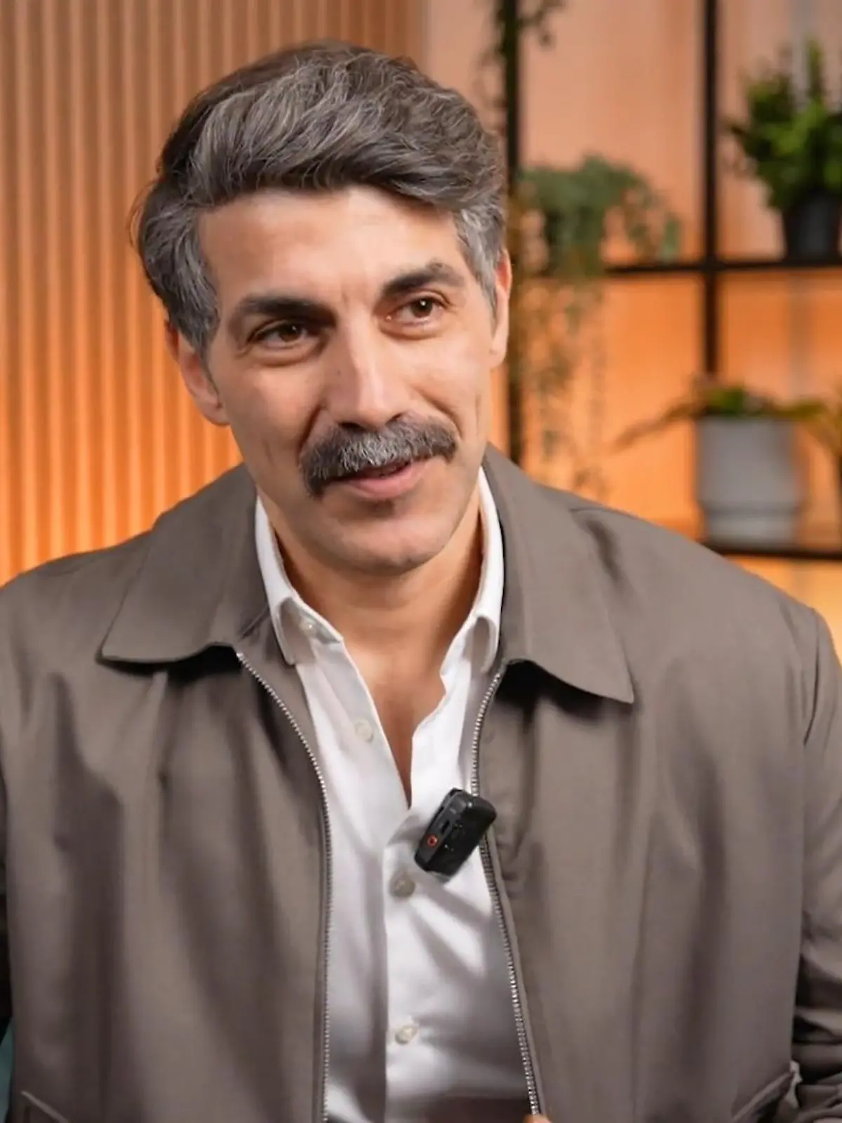 Bild zu: "Ferhat am Boden: „Ich glaube, das Ding ist durch“"