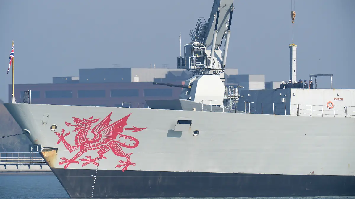 US and Israeli attacks on Iran. Equipment is brought on board the Royal Navy Type 45 destroyer HMS Dragon at the Upper Harbour Ammunition Facility (UHAF) in Portsmouth harbour, Hampshire, ahead of being deployed to to protect British military personnel in Cyprus. Picture date: Wednesday March 4, 2026. The UK will send helicopters with counter-drone capabilities and HMS Dragon, one of the Royal Navy's six Type 45 air defence destroyers, after RAF Akrotiri on Cyprus was hit by a drone. Photo credit should read: Andrew Matthews/PA Wire URN:83732609