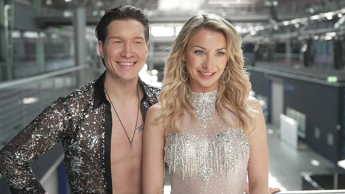 Evgeny Vinokurov und Anna-Carina Woitschack wollen mit ihrem Cha Cha Cha in der ersten Show von „Let’s Dance” glänzen. 