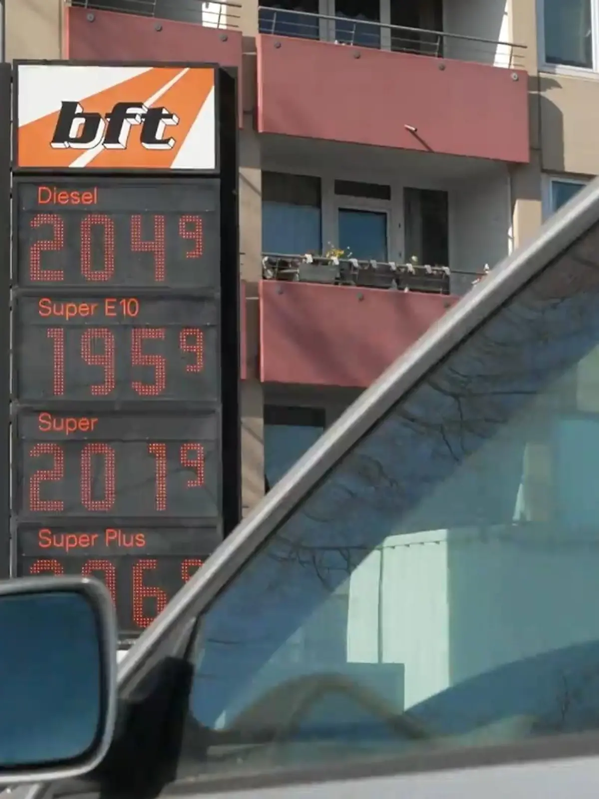 Bild zu: "Preisschock an der Tankstelle"