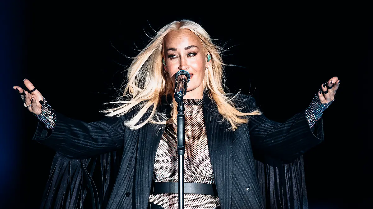 Sarah Connor live bei ‘Antenne Thüringen - Das Konzert 2025’ in der Messehalle. Erfurt, 22.11.2025