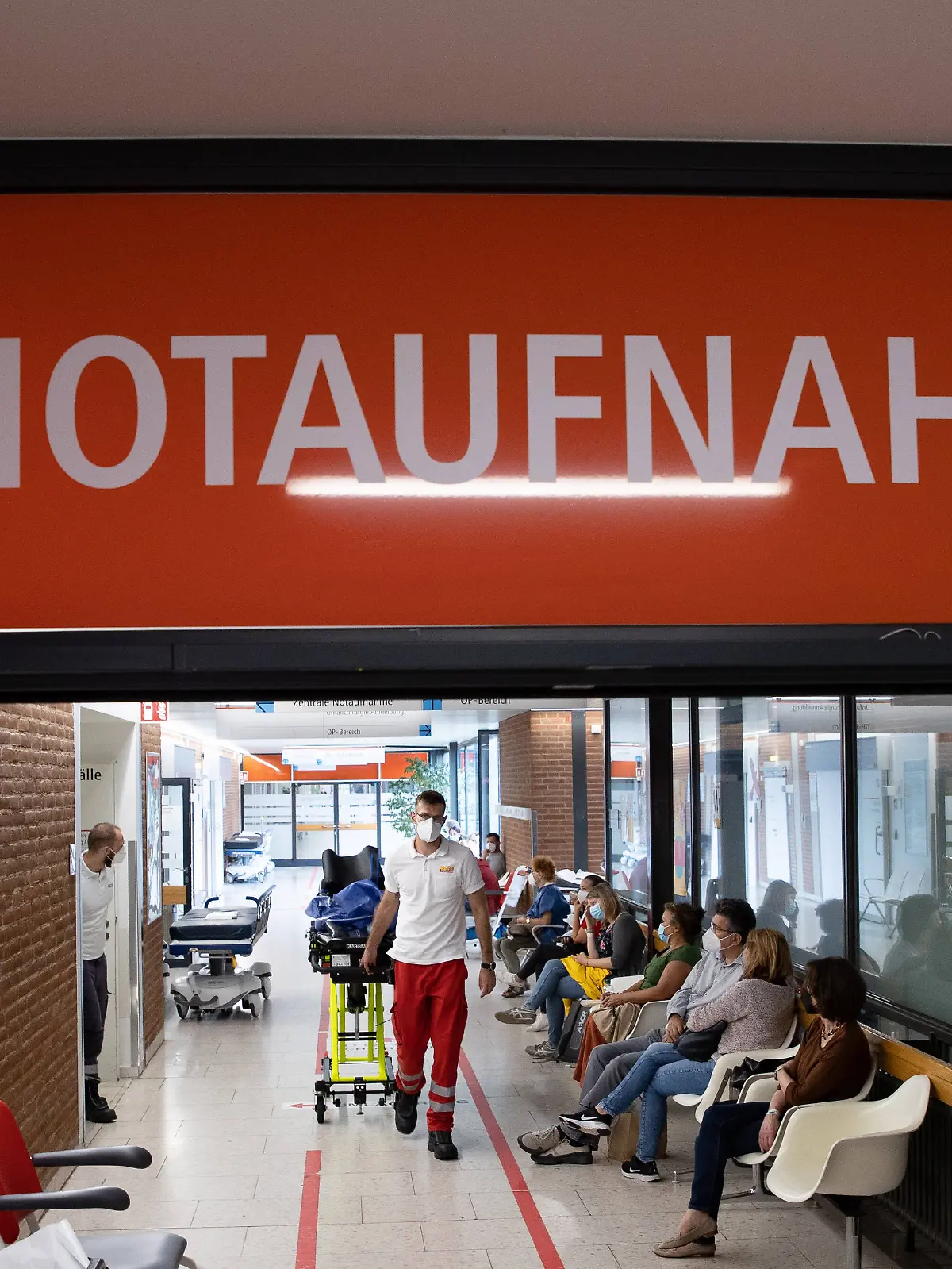 nj vb k+ Klinik-Notaufnahme, Medizinische Hochschule Hannover