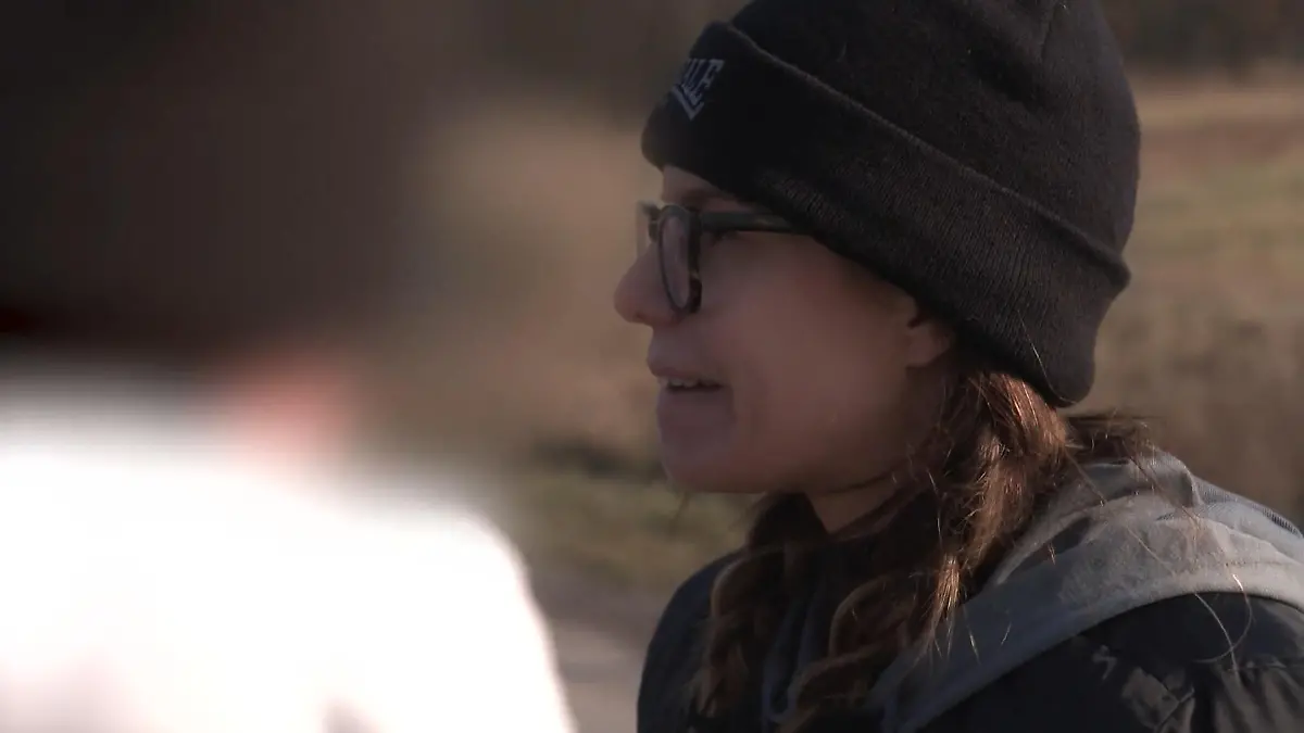 Nazi droht RTL-Reporterin mit Rache Nach Undercover-Recherche im Knast!