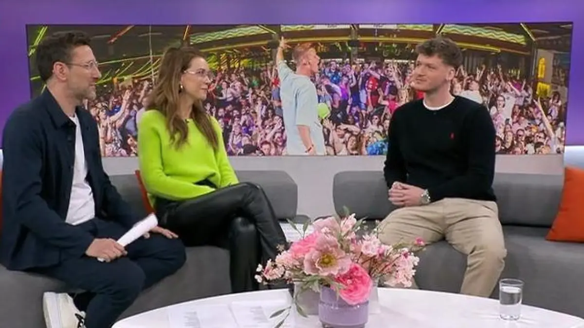 Geld, Freundin und Chris Tall! Das sind Julians Sommer-Pläne So privat wie nie