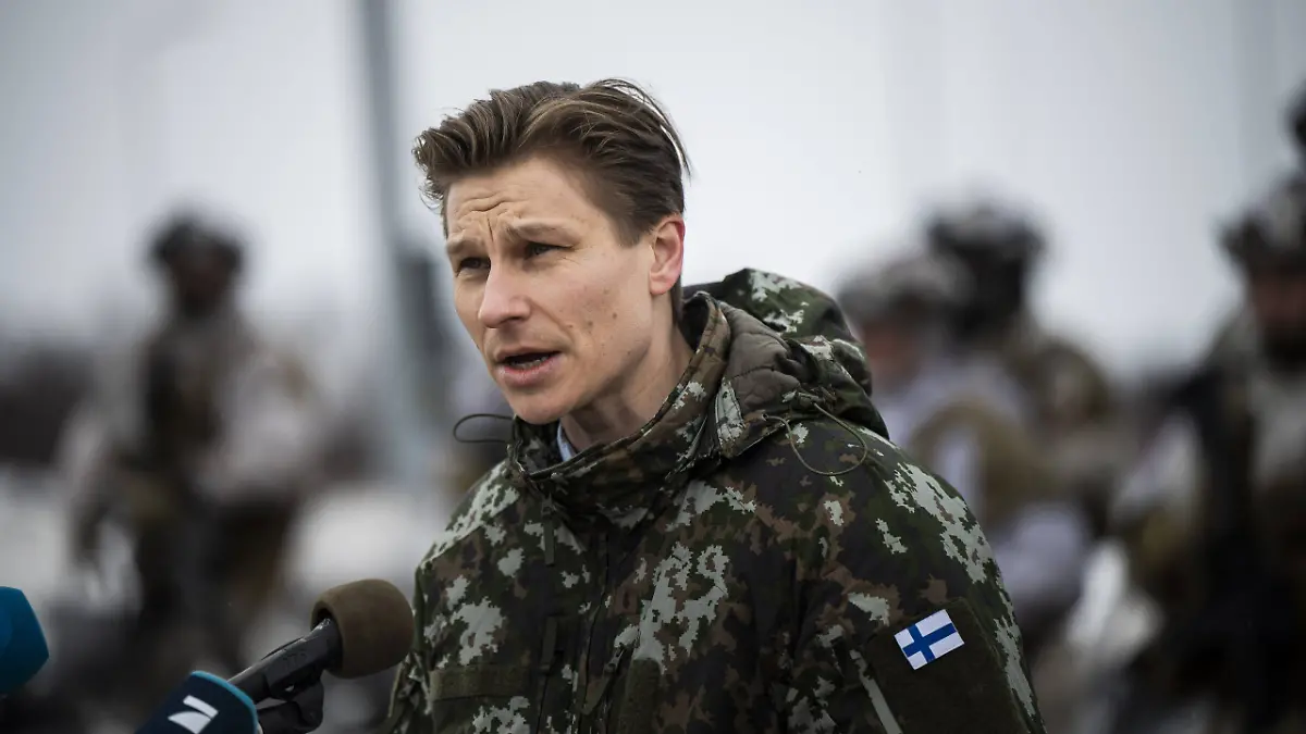 Defence Minister of Finland Antti Häkkänen during the Nordic Response 24 military exercise in Äkäslompolo, Enontekiö, Finland on March 9, 2024. In the drill a joint division of Finnish and Swedish forces attacked from Finland to Norway. Enontekiö Finland PUBLICATIONxNOTxINxSUIxAUTxFRAxKORxJPNxSWExNORxFINxDENxNED Copyright: xJounixPorsangerx LKFTVX20240309151930CZAL