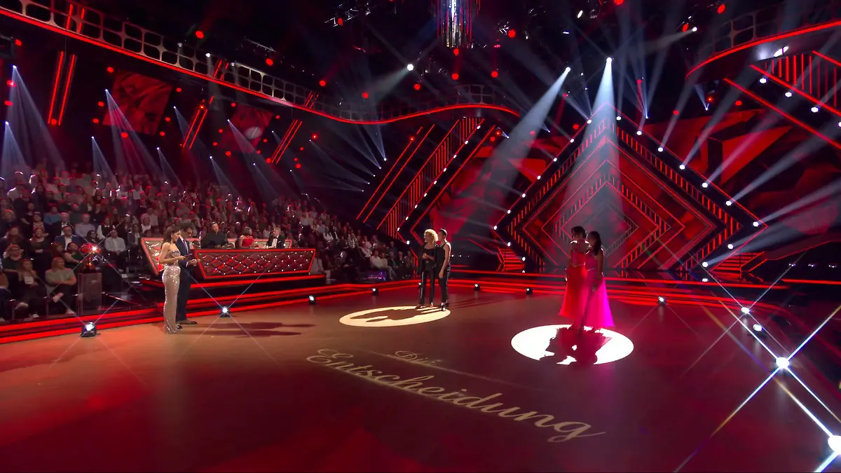 Show-Aus bei 'Let’s Dance': Wen tragen zu wenige Anrufe jetzt aus dem Rennen? Zitterpartie im Studio