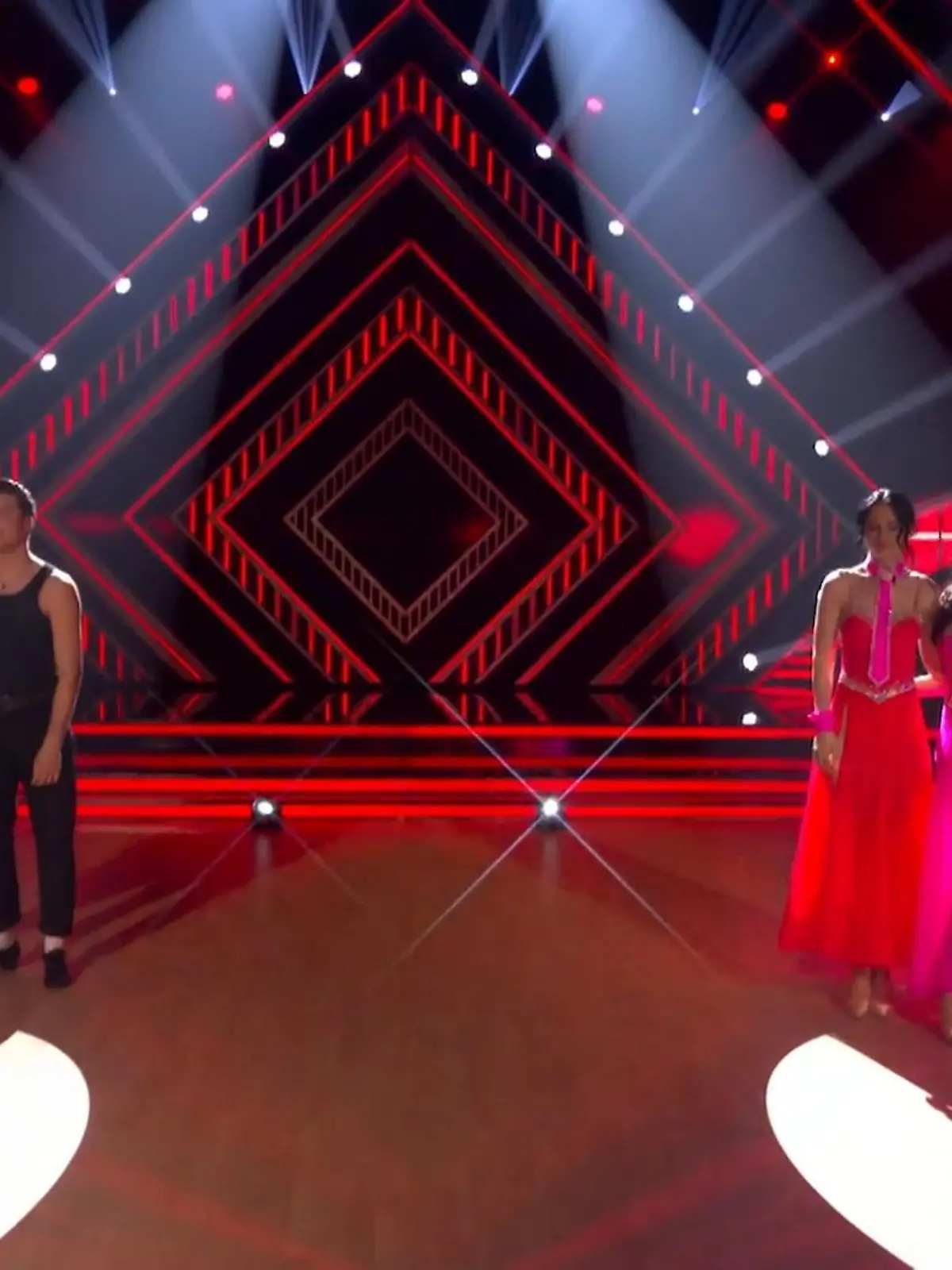 Bild zu: "Welcher Promi muss Let's Dance verlassen?"