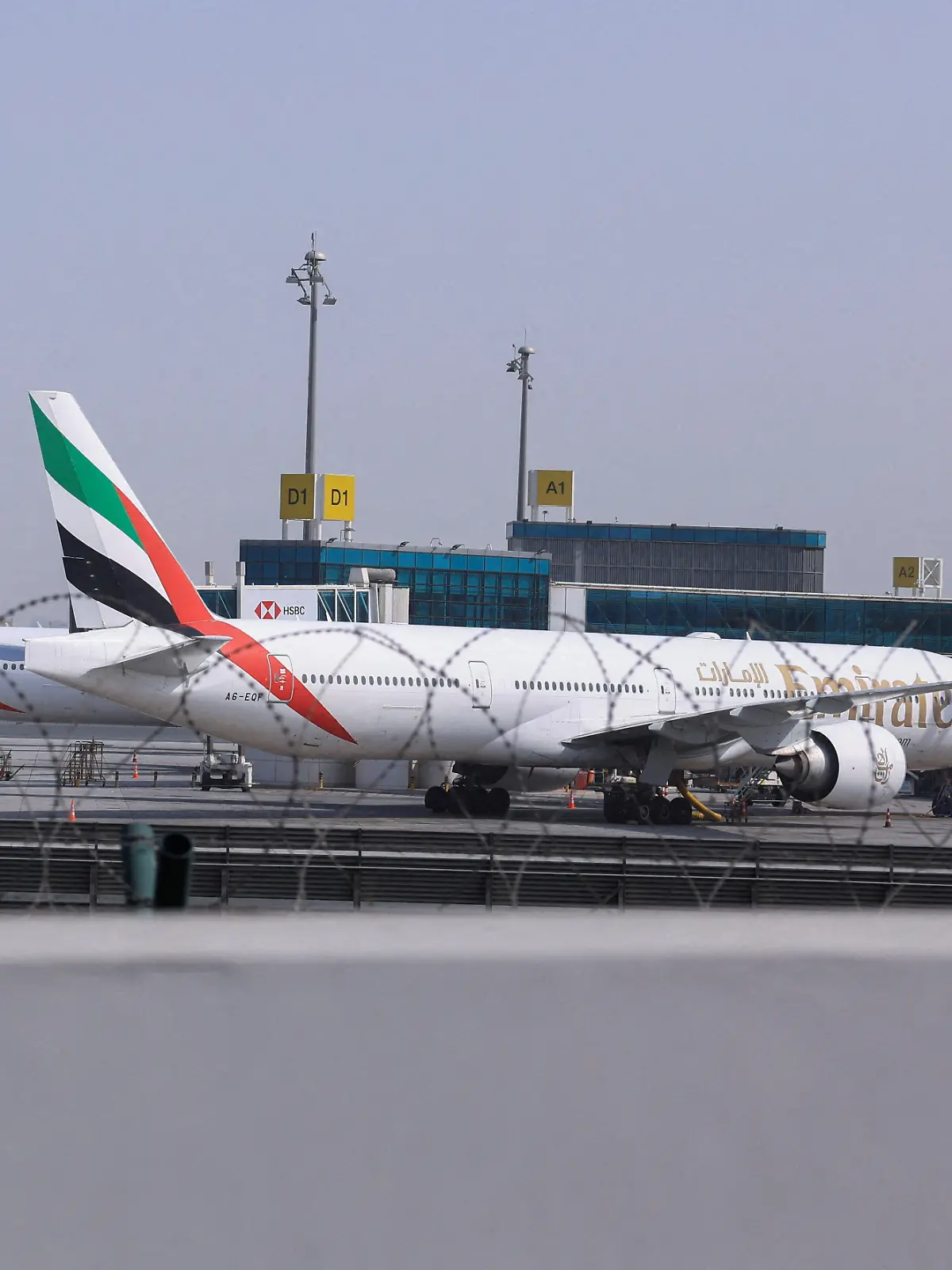 Der Flugbetrieb ist erneut eingestellt worden (Symbolbild).