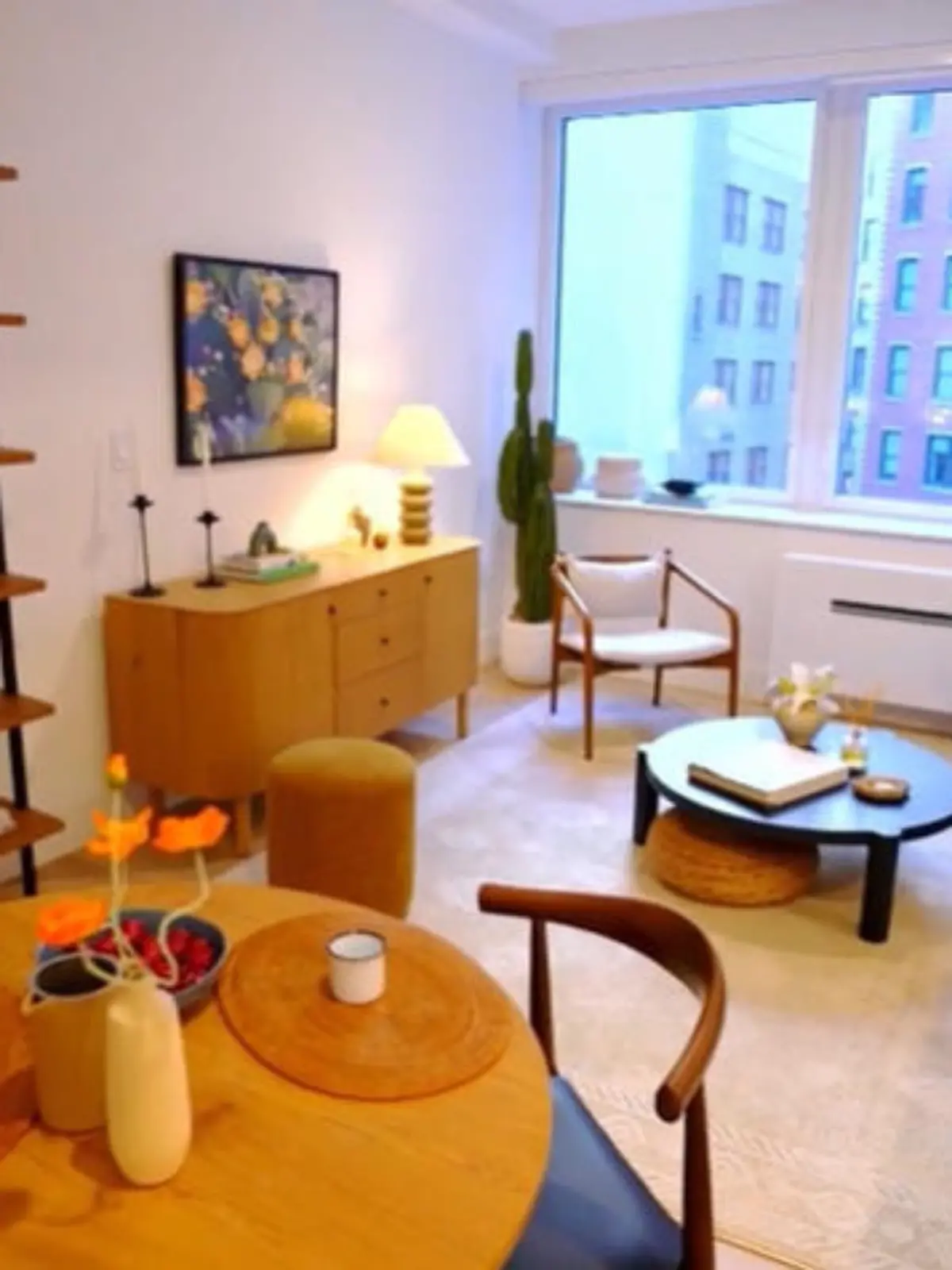 Bild zu: "Neuer Wohnraum aus ungenutzten Büros, Kirchen und ehemalige Supermärkten"