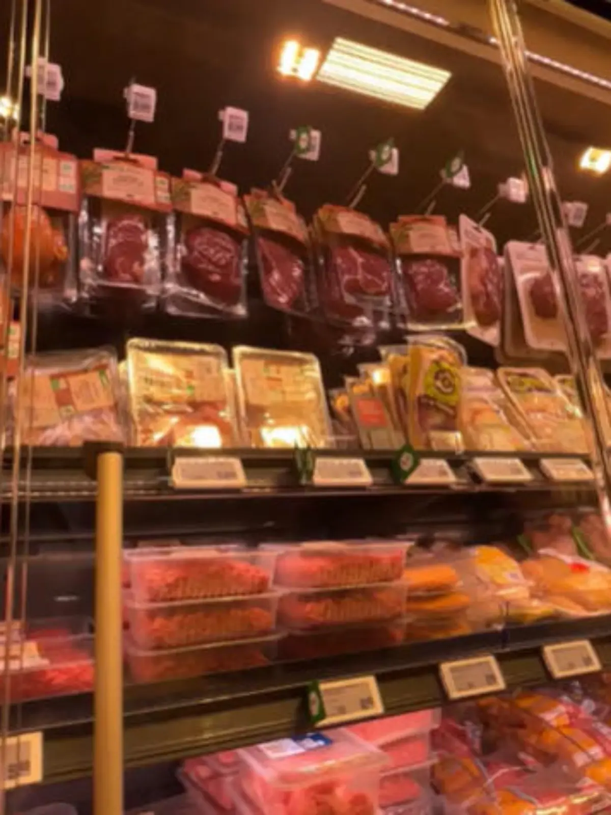 Bild zu: "Wie man das beste Grillfleisch zu einem günstigen Preis findet."