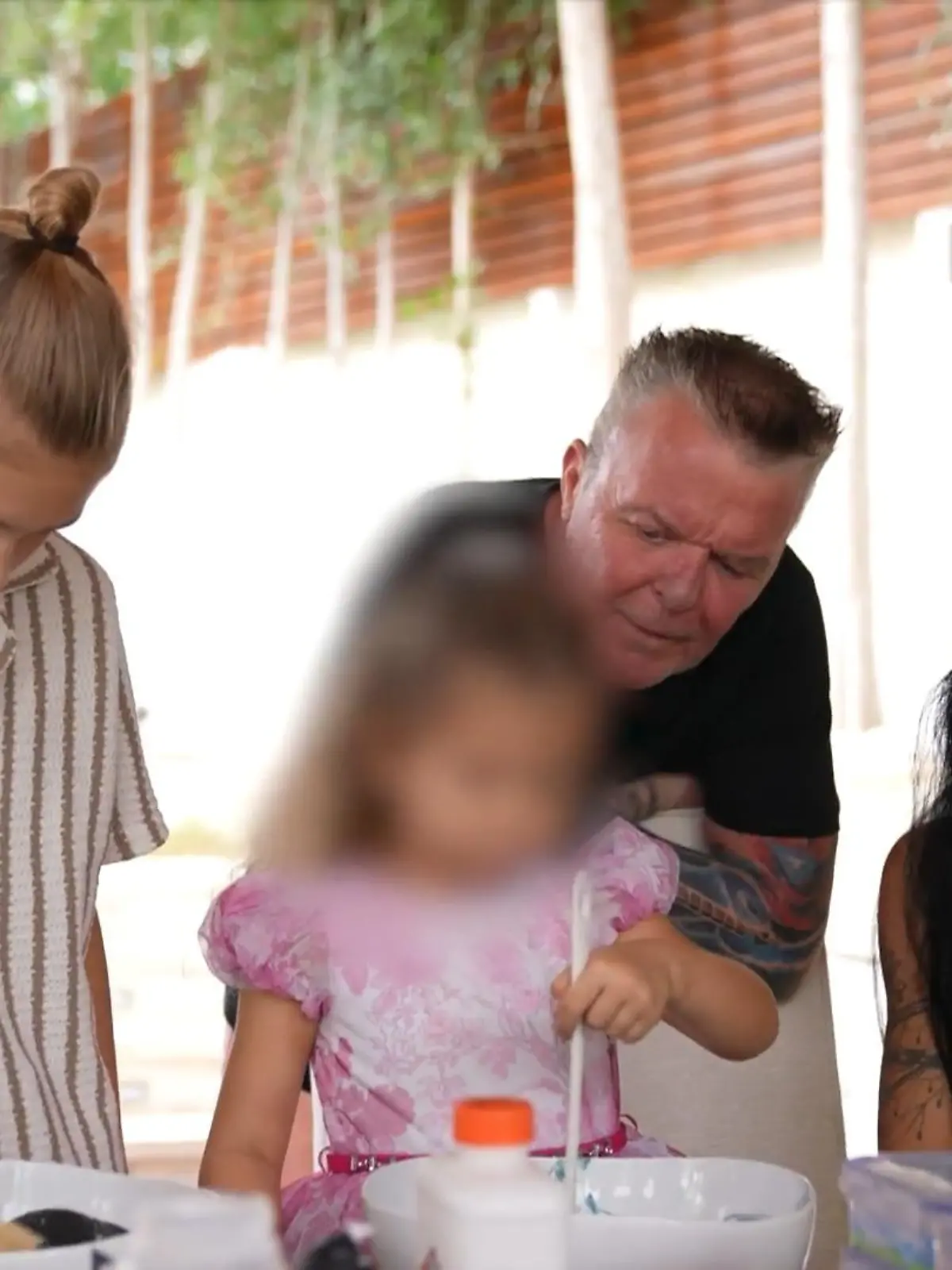 Bild zu: "Warum vertraut sie ausgerechnet Prinz Marcus von Anhalt ihre Tochter an?"