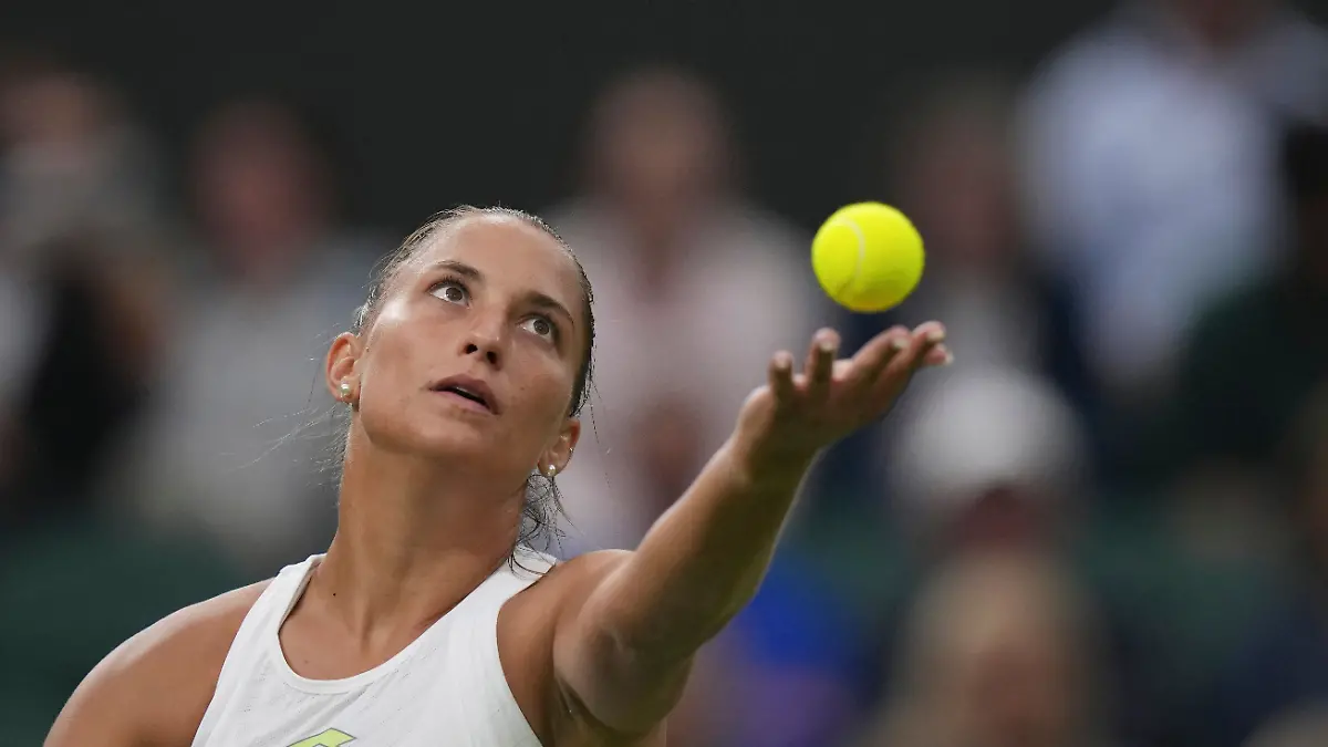 Tennisspielerin Panna Udvardy berichtet von Drohungen gegen ihre Familie und fordert mehr Schutz für Spielerinnen. 