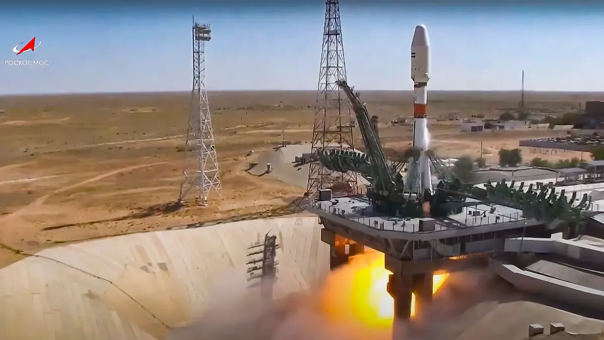 In this handout photo taken from video released by Roscosmos on Tuesday, Aug. 9, 2022, a Russian Soyuz rocket lifts off to carry Iranian Khayyam satellite into orbit at the Russian leased Baikonur cosmodrome near Baikonur, Kazakhstan. A Russian rocket has successfully launched an Iranian satellite into orbit. The Soyuz rocket lifted off as scheduled at 8:52 a.m. Moscow time (0552 GMT) Tuesday from the Russia-leased Baikonur launch facility in Kazakhstan. (Roscosmos via AP)