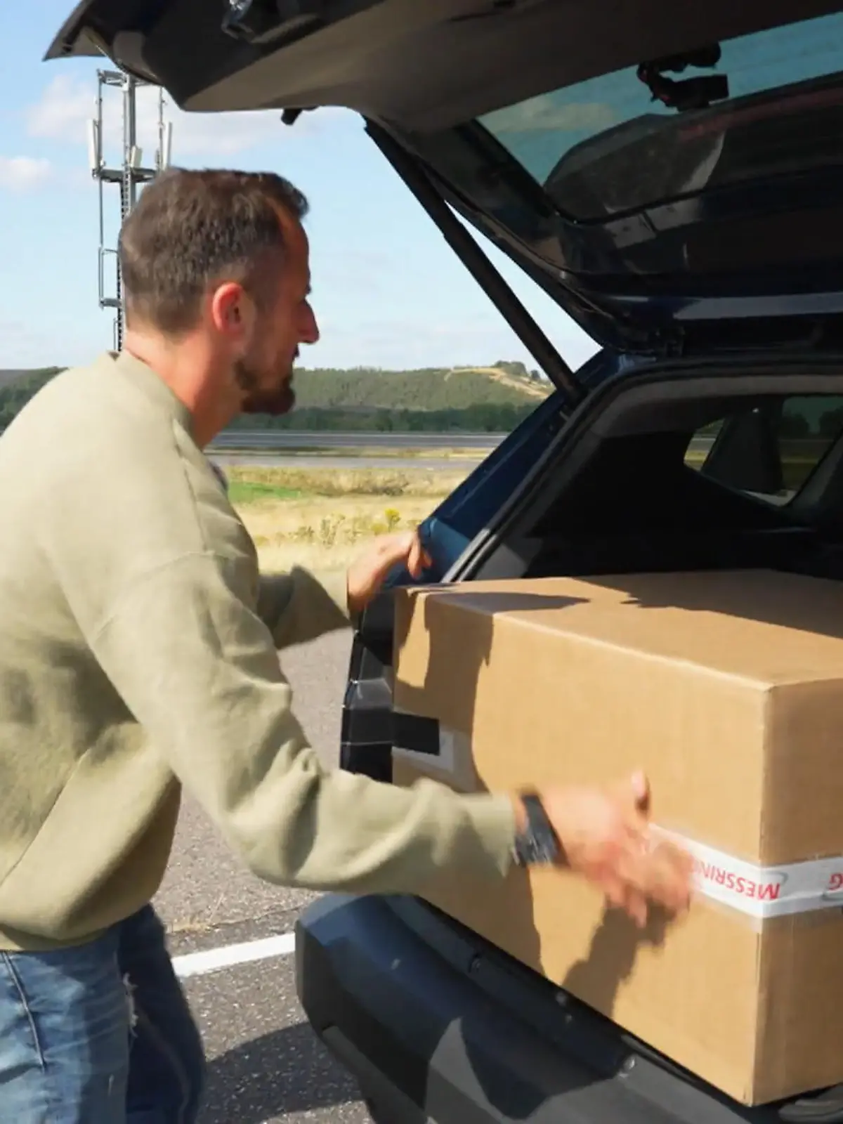 Bild zu: "Bigster vs. Tiguan: Wer gewinnt den Kofferraum-Test?"