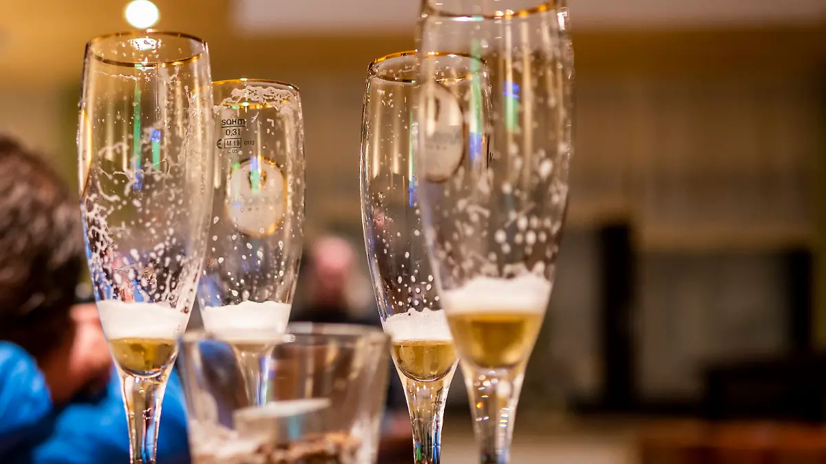 epi_200806796_IMAGO SP_imago st 1028 10490005 0105902347.jpg_Lockdown in der Gast.jpg