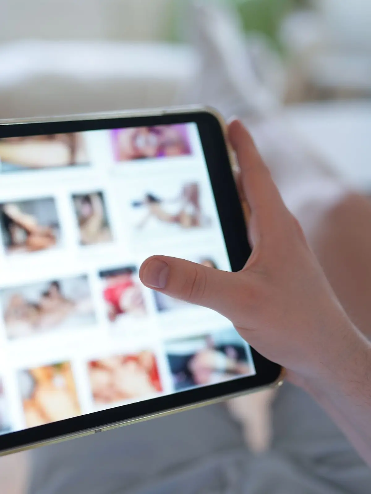 Bild zu: "Wie finde ich heraus, ob Deepfakes von mir im Netz kursieren?"