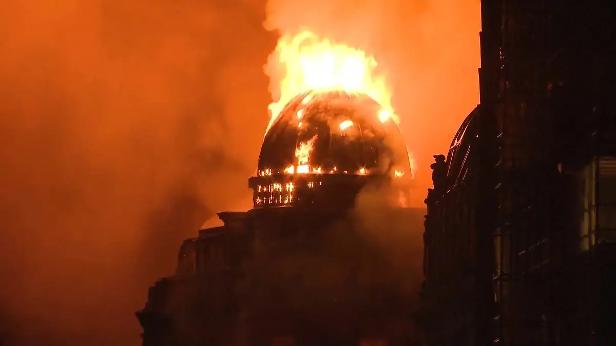 Großbrand in Glasgow! Feuer in Vape-Shop fackelt historisches Gebäude ab Inferno sorgt für Chaos