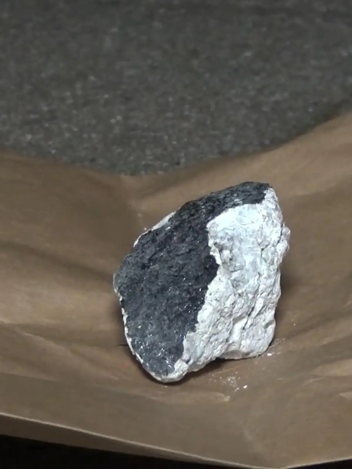 Bild zu: "Meteorit versetzt Menschen in Koblenz in Angst"